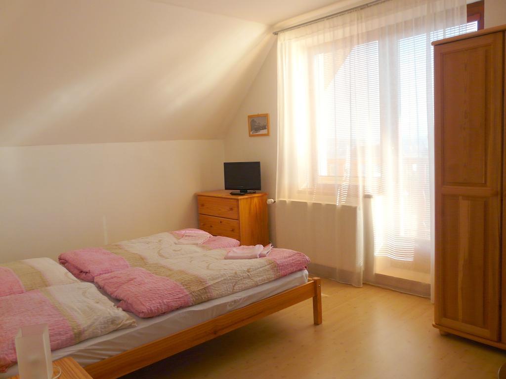 Penzion Tatry Vel'ka Lomnica Room photo